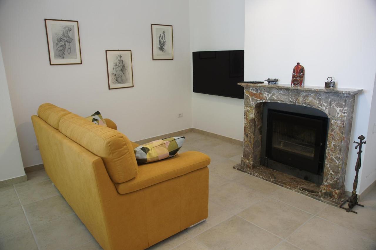 Il Sottolo Villa Florens Exteriör bild